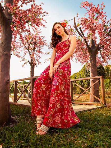 Globus Sweetheart Neck
                      Strappy Shoulder Floral Print Ruched Fusion
                      Jumpsuit