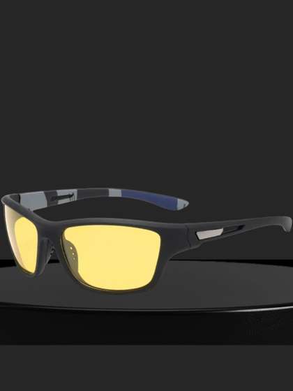 Mast & Harbour
                        Unisex Square Sunglasses with Polarised and UV
                        Protected Lens