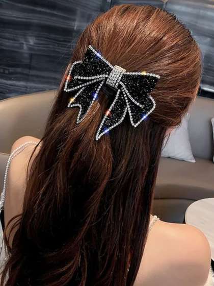 Ziory Girls
                      Embellished Tic Tac Hair Clip