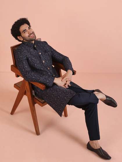 KISAH Men Self
                        Design Ethnic Motifs Indowestern Sherwani
                        Trouser Set