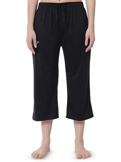 FFLIRTYGO Women Pack Of 3 Cotton Mid-Rise Capris