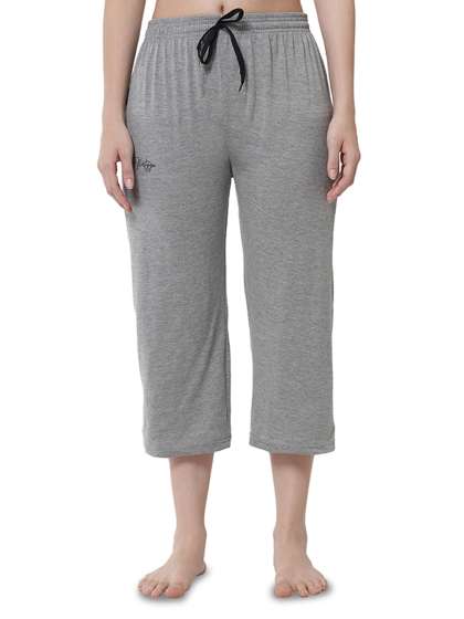 FFLIRTYGO Women Pack Of 3 Cotton Mid-Rise Capris