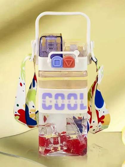 YK White Typography
                    Plastic Spill Proof Sipper - 520ml