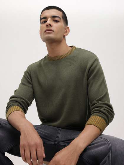 The Roadster Life
                        Co. Round-Neck Acrylic Pullover