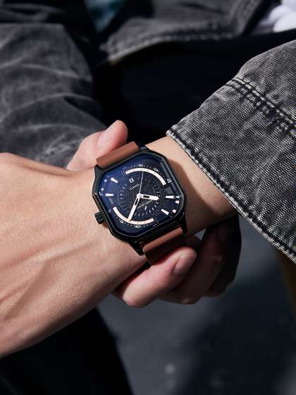 Daniel Hechter Paris
                    Rivoli Collection Watch for Men with Octagon Dial
                    and Silicon Band