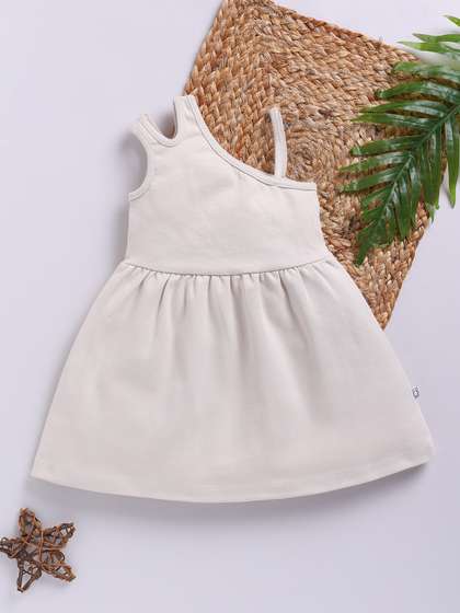 YK X Tinyo Girls One
                    Shoulder Cotton Fit & Flare Dress