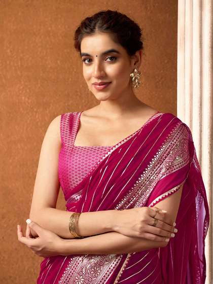 KALINI Women
                          Striped Print Saree With Unstiched Blouse
                          Piece