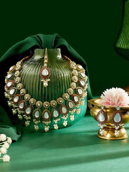 Zaveri Pearls
                        Gold-Plated Stone Studded & Beaded Jewellery
                        Set