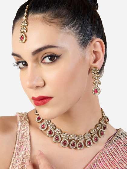 Zaveri Pearls
                        Gold-Plated Kundan Stone Studded & Beaded
                        Jewellery Set