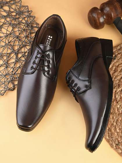 HERE&NOW Men
                        Formal Derbys