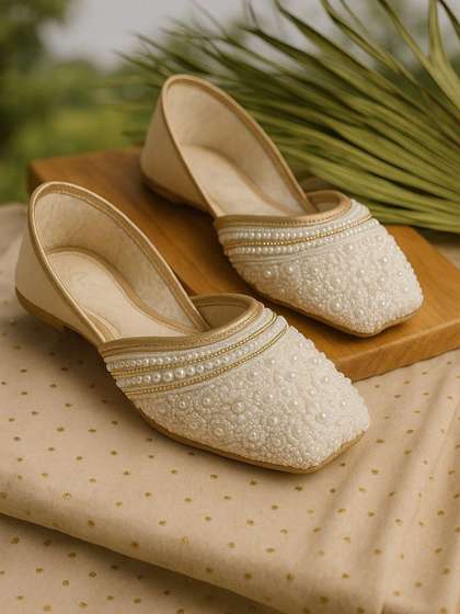 RAHEGAS Women
                          Embellished Square Toe Ethnic Embellished
                          Leather Mojaris