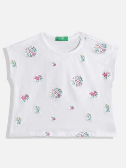 United Colors of
                      Benetton Girls Floral Embroidered Boxy Top