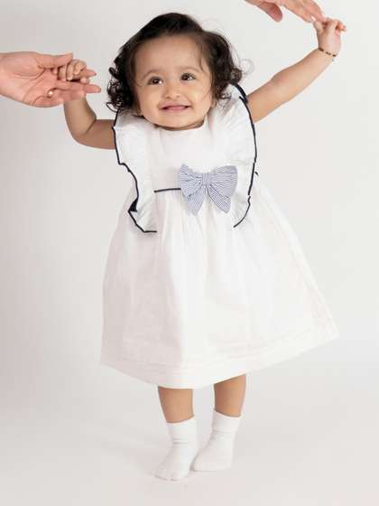 haus & kinder Girls
                    Flutter Sleeves Pure Cotton Bow Frock with Blommer