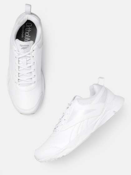Reebok Men CLASSIC
                        SPORT Ortholite Running Shoes