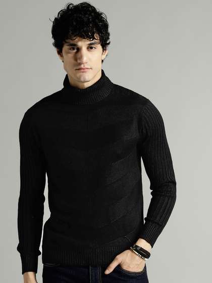 Roadster Men Black
                        Striped Pullover
