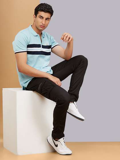 beevee Men Black
                      Straight Fit Solid Cargos