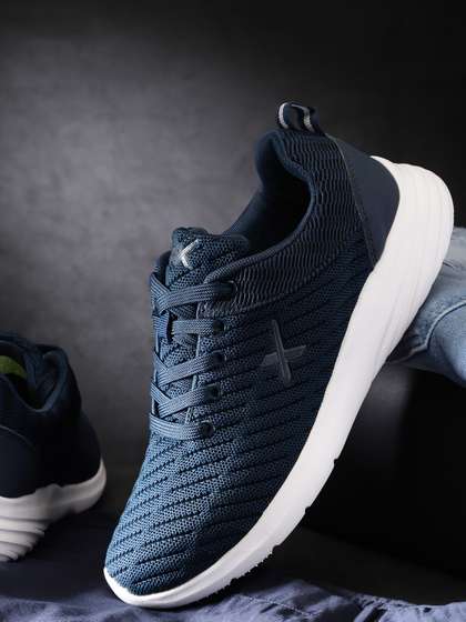 navy athletic shoes