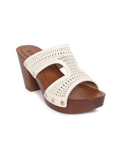 ginger sandals lifestyle