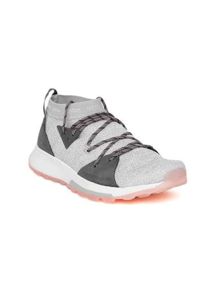 quesa shoes