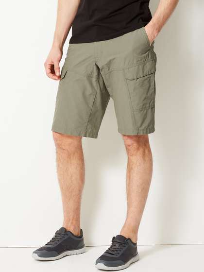 mens cargo shorts 44 waist