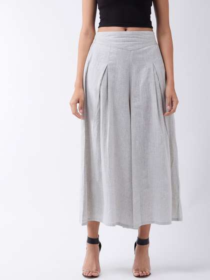 InWeave Women Grey
                        Solid Flared Cropped Handloom Palazzos