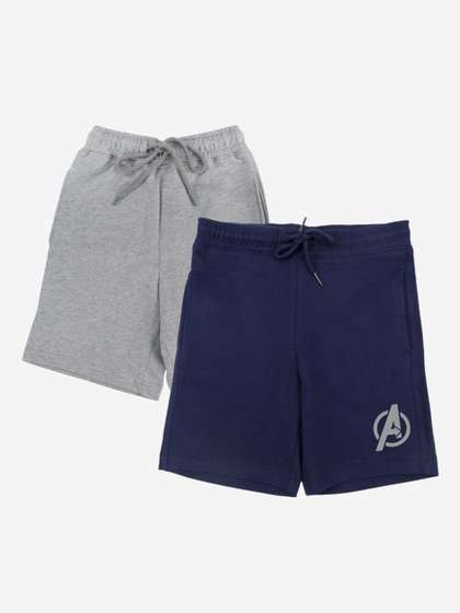 YK Disney Boys Pack of 2
                    Solid Regular Shorts with Avengers Captain America
                    Print Detail