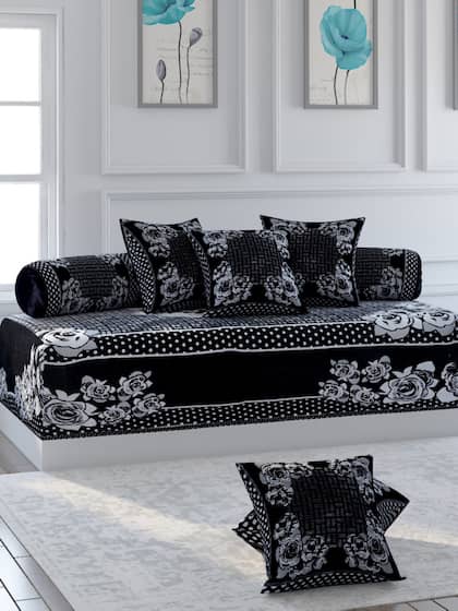 Bromwick Set Of 8 Black Floral Printed Bedsheet With Bolster & Cushion Covers