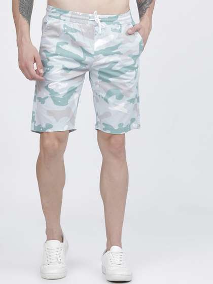 HIGHLANDER Men Green
                        & Off-White Camouflage Printed Slim Fit
                        Cotton Regular Shorts