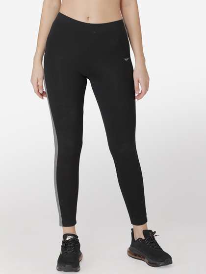 Red Tape Women Solid Sports Tights