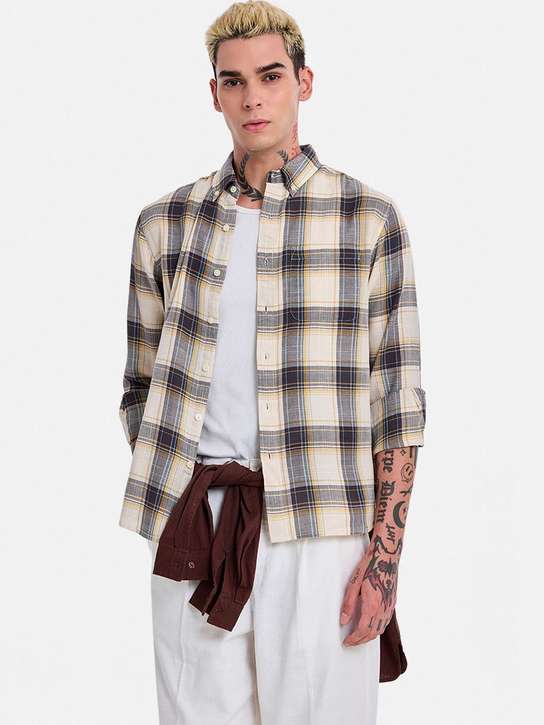 Snitch Men Tartan Checks Checked Casual Shirt deal from myntra