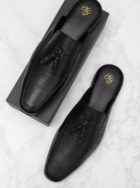 Buy BERZERI Men Tan Brown Lightweight Leather Mules Casual Shoes