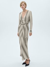 Buy MANGO Embroidered Open Back Puff Sleeve Maxi Dress - Dresses for Women  23434184 | Myntra