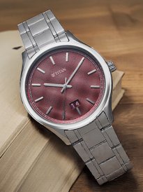 Buy Titan Men Bracelet Style Analogue Watch 1730SM02-Black-1998444