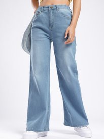 Buy glitchez Women Flared Fit Stretchable Jeans With Chain - Jeans