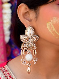 Buy EVERSTYLISH SANJOYA RANGOLI Bright Embroidered Glass Beads - Main Image