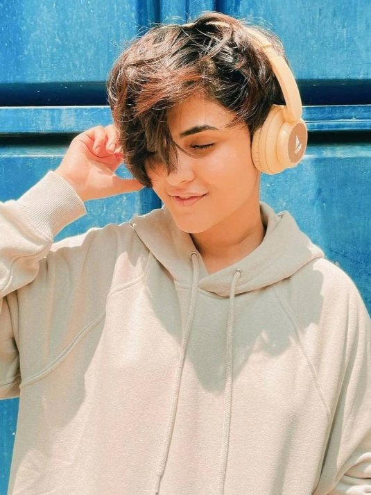 Myntra headset deals