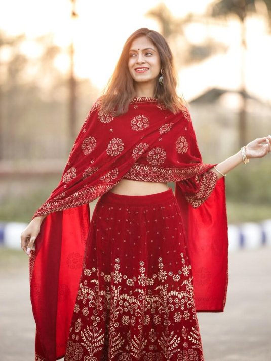 Lehenga shawl online shopping sales