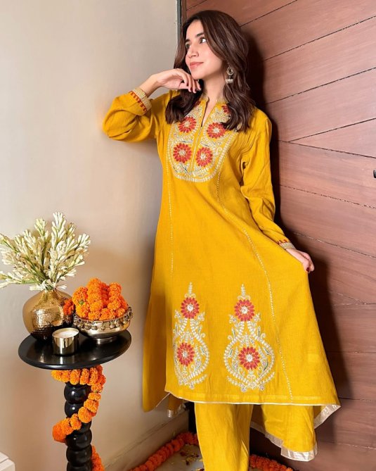 Find the perfect Haldi outfits with Myntra Studio