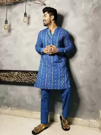 Men Printed Kurta with Trousers