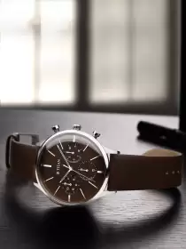 Men Leather Straps Watch
