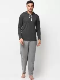 Men Solid Night suit