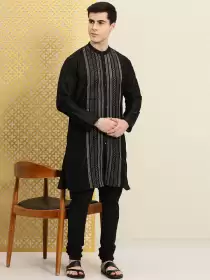 Men Embroidered Jashn Kurta