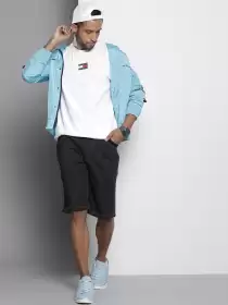 Men Applique Detail T-shirt