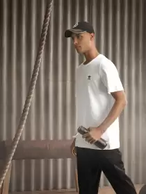 Cotton Essentials Logo T-shirt