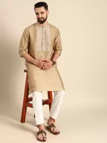 Men Yoke Design Kurta with Pyjamas