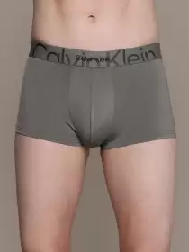 Men Solid Trunk