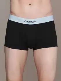 Men Solid Trunk