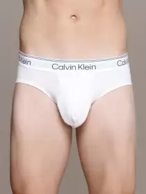 Men Solid Knitted Basic Briefs