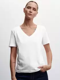 V-Neck Sustainable T-shirt