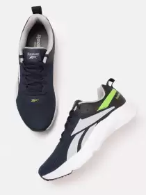 Men Runway M Running Shoes